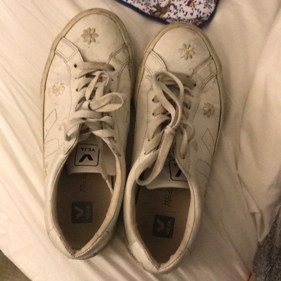 Veja Sunflower Sneakers - Picture 1 of 5